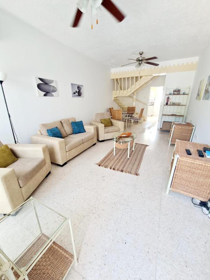 2 Bedroom Townhouse, Close To Paphos Harbour, Use Of Onsite Facilities Eksteriør billede